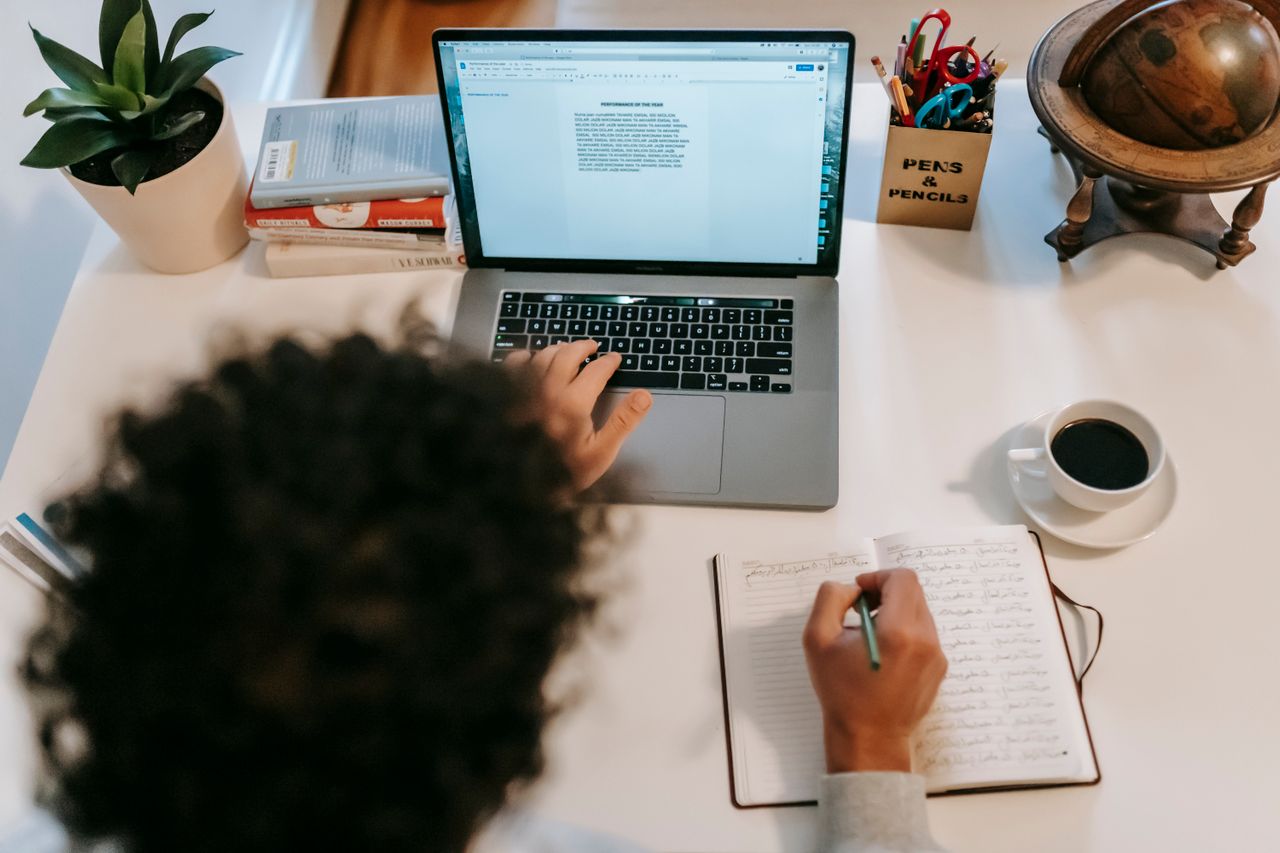 How to Write Content That Gets Cited by AI Answer Engines